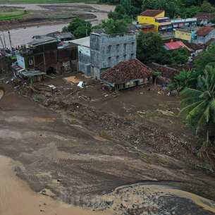 Informasi Cuaca untuk Mitigasi Bencana: Strategi Efektif Menghadapi Banjir dan Longsor di Indonesia