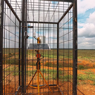 Instalasi Automatic Weather Station dalam Mendukung Perencanaan Perkebunan Berkelanjutan
