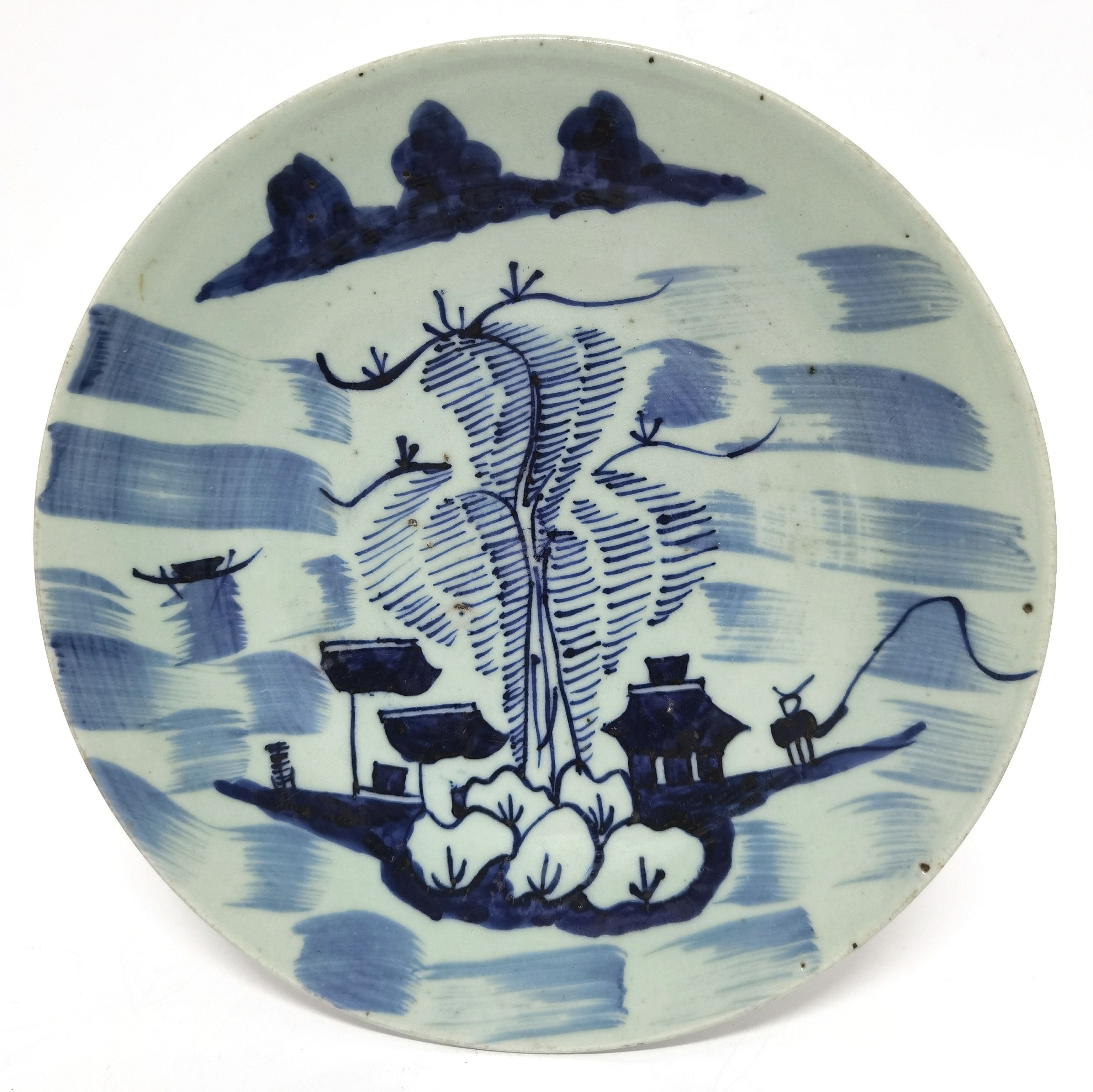 A BLUE AND WHITE 'LANDSCAPE' DISH 青花 山水垂钓图 盘 《成化年制》款