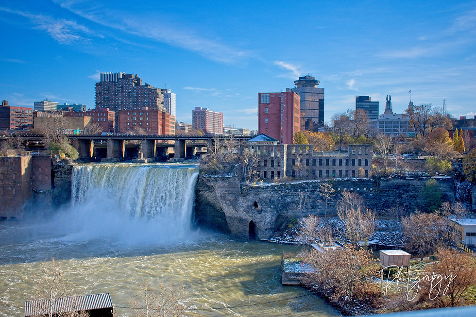 Highfalls Pont de Rennes Bridge View