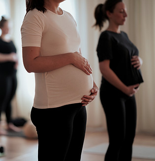 Gravidyoga-05.jpg