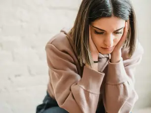 Khi về quê ăn Tết trở thành áp lực tâm lý