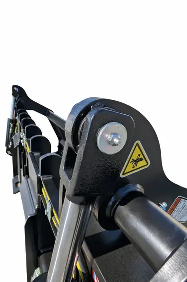 heavy duty grapple for up to 140 horsepower