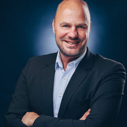 HENNING