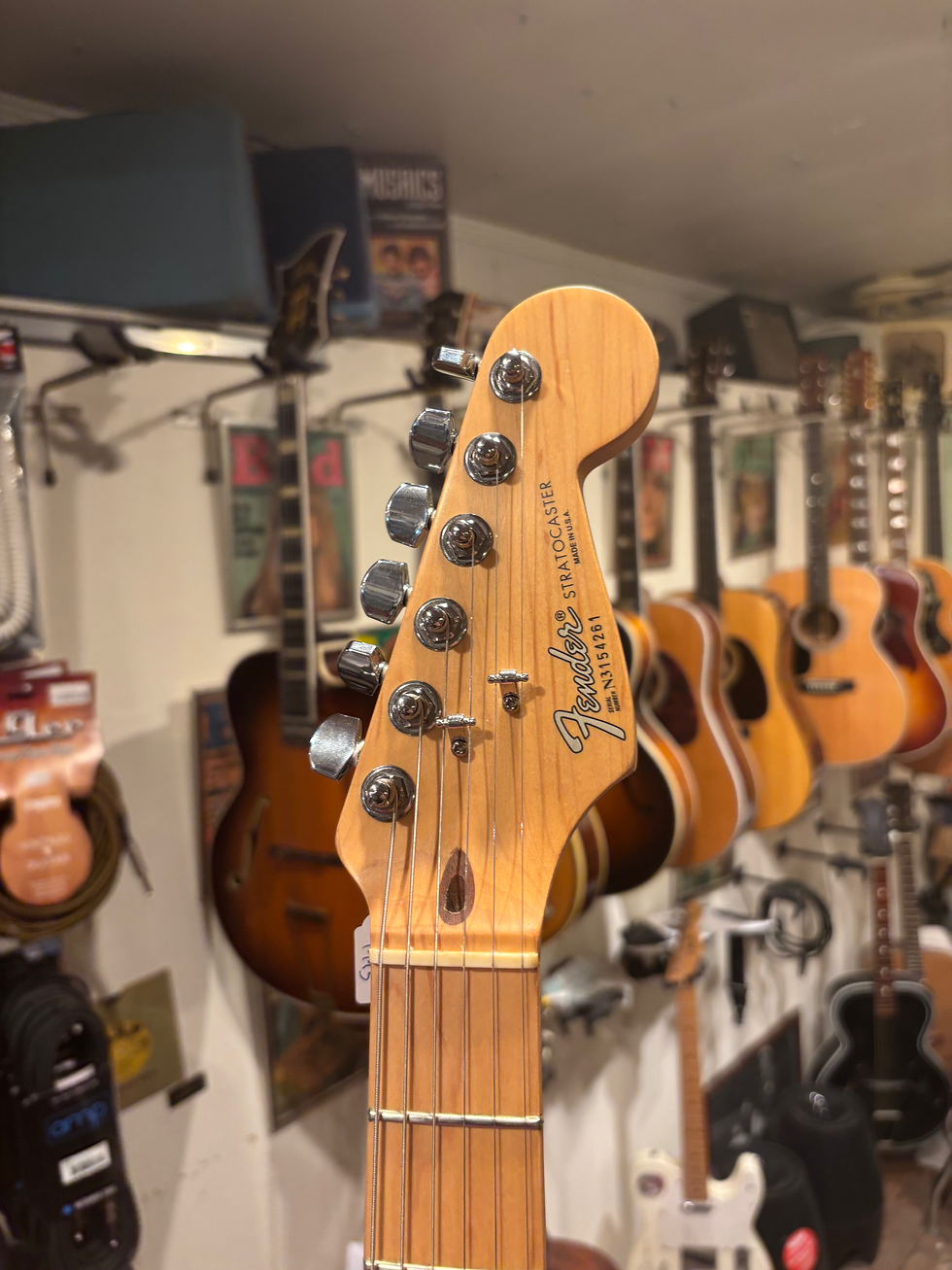 Thumbnail: 1994 Fender Stratocaster American Standard