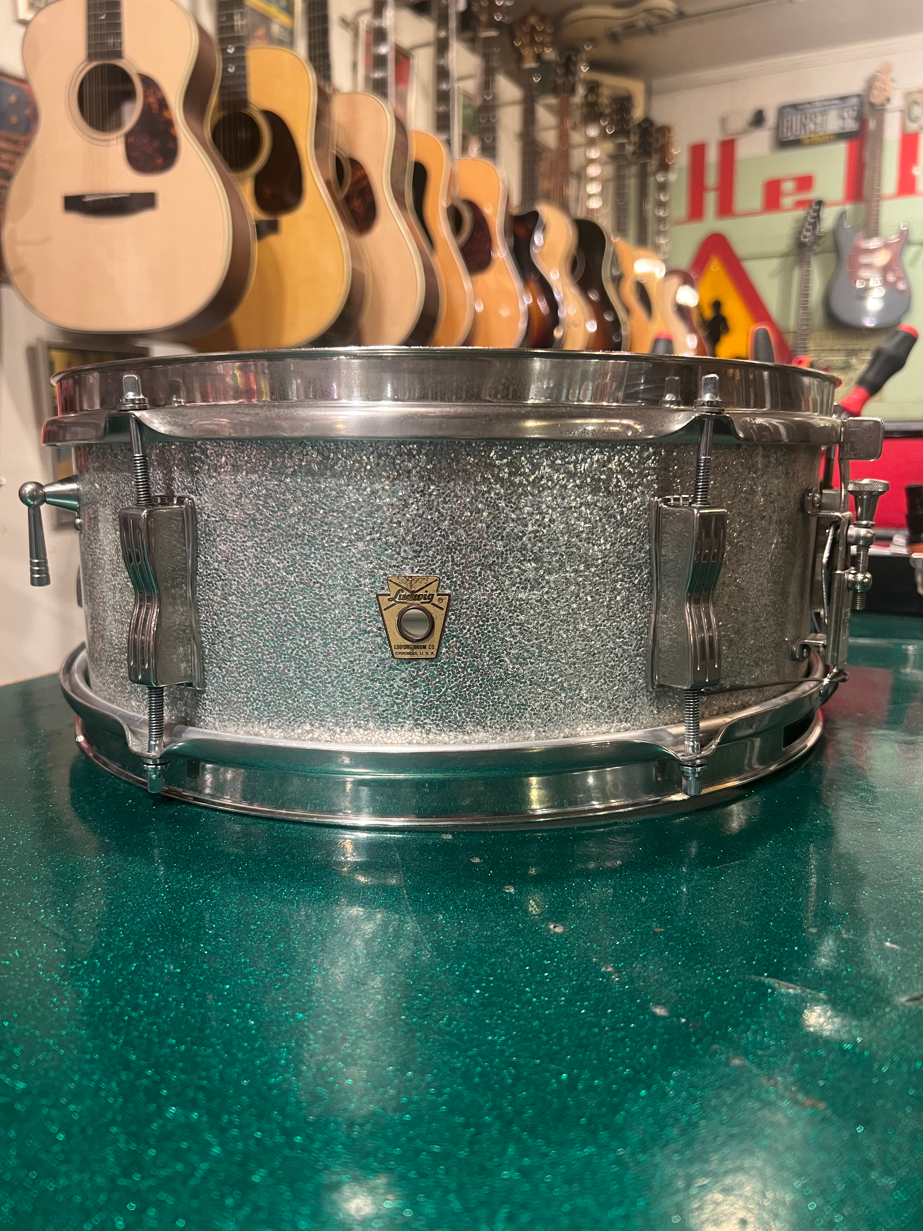 1965 Ludwig Pioneer Silver Sparkle 14x5 "Nickel Hard Ware"
