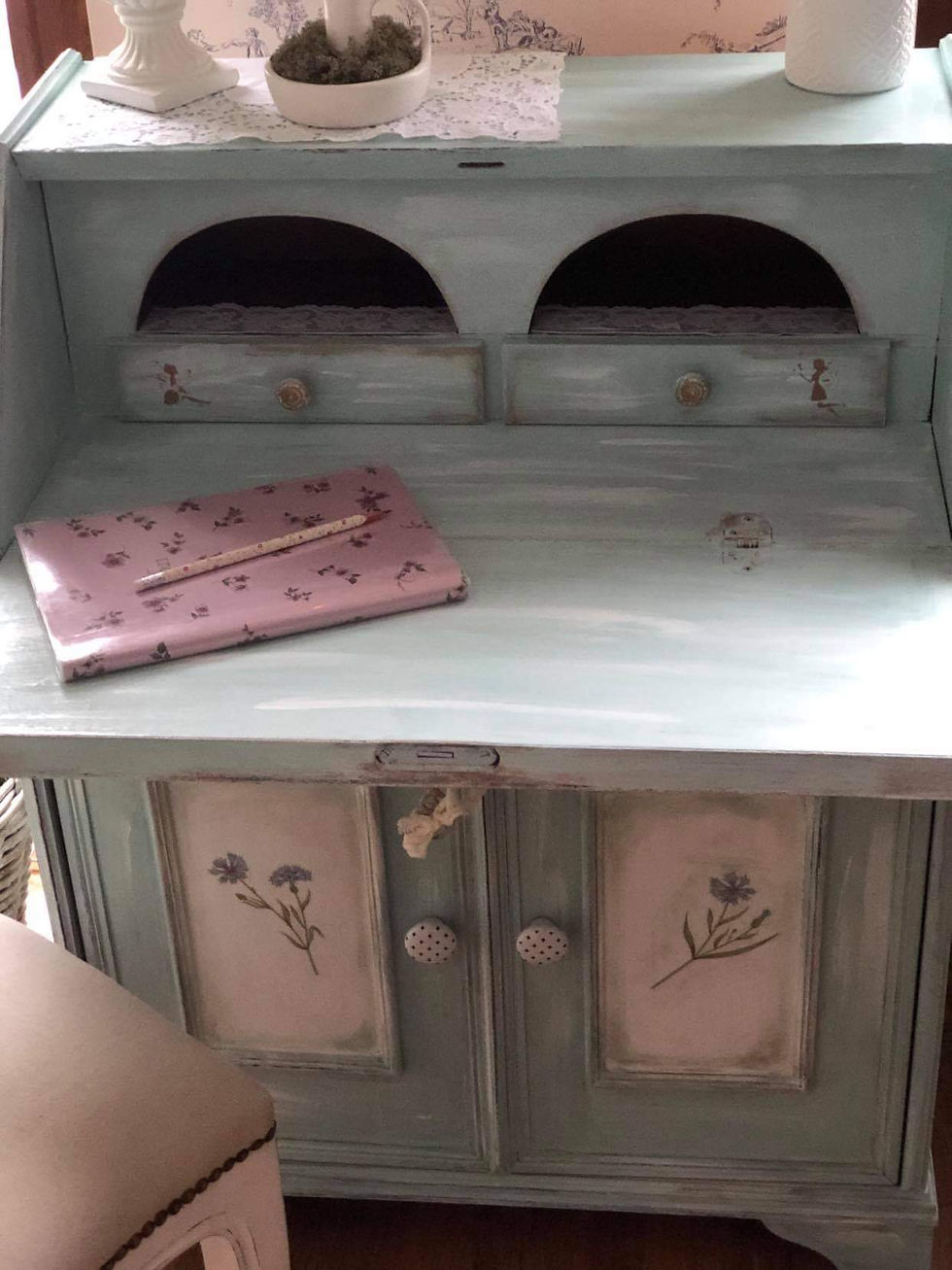 Miniatura: Sekretarzyk cudeńko