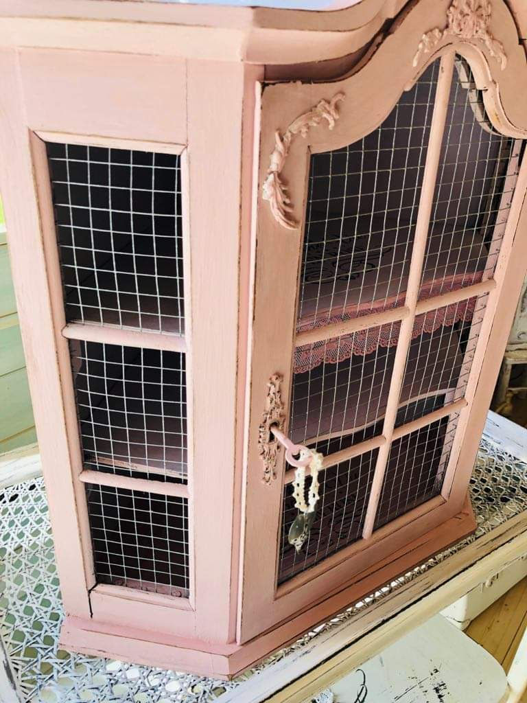 Miniatura: Shabby chic witrynka z gratisem