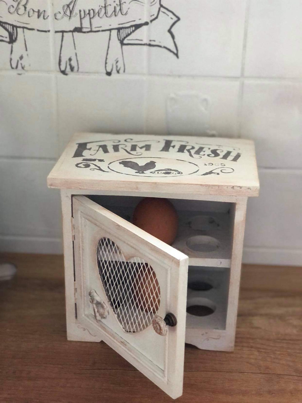 Miniatura: Szafka na jajka