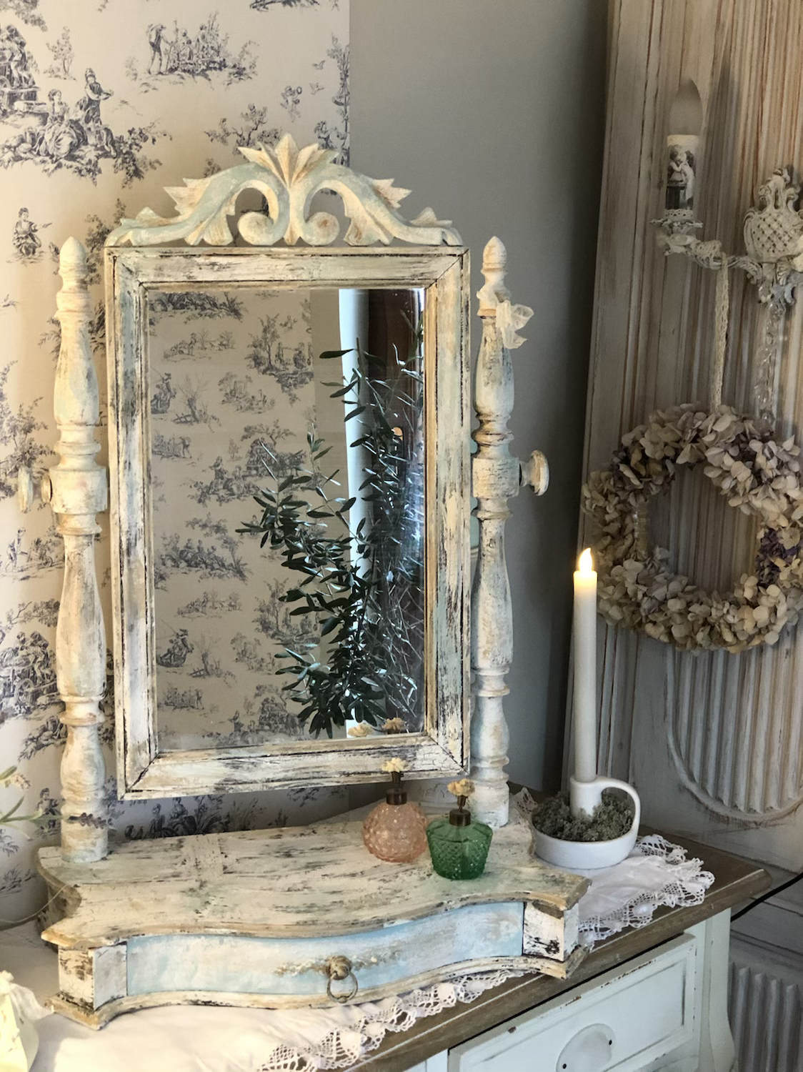 Toaletka Shabby chic