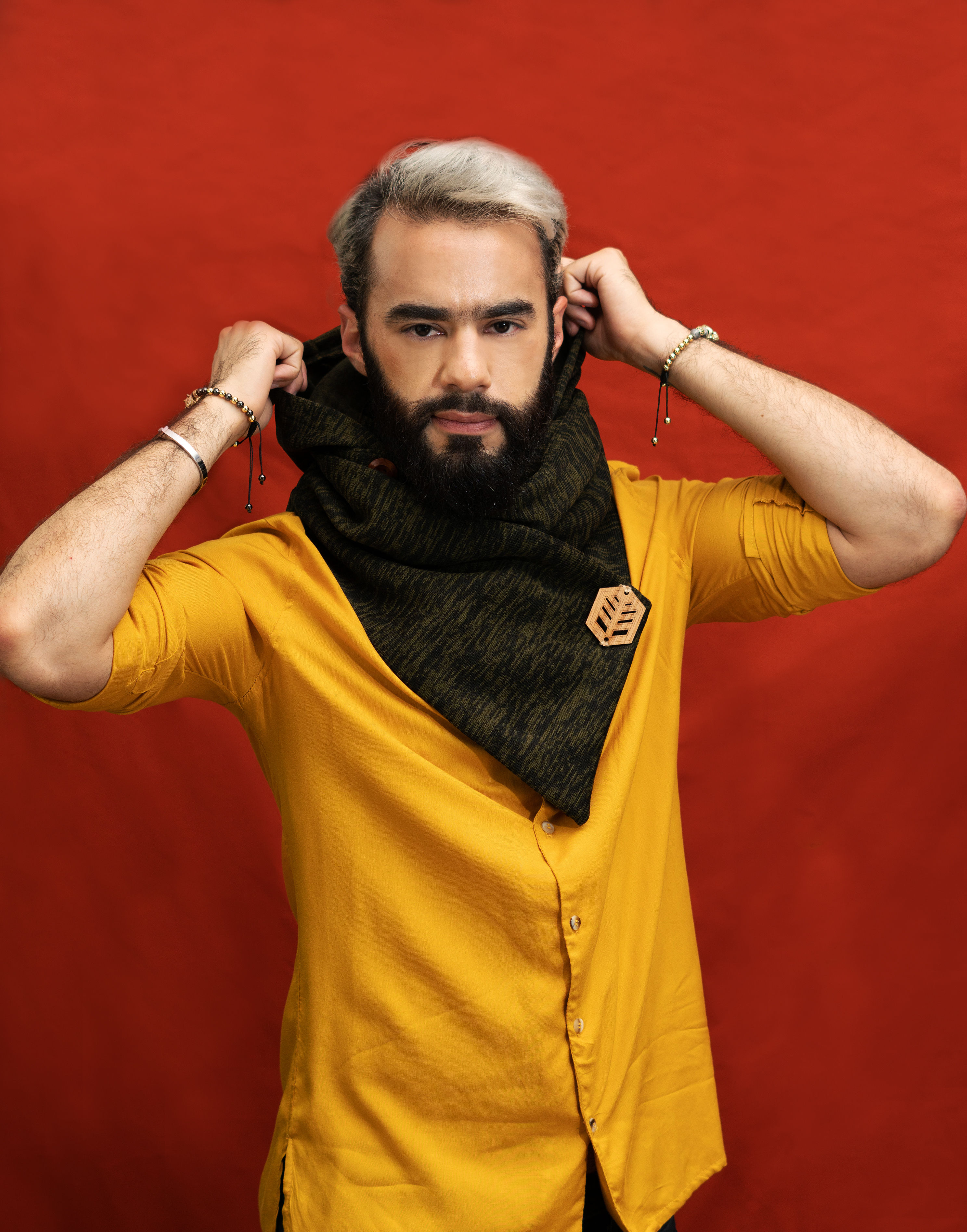 Cuello con capucha (Verde-Negro Jaspe)