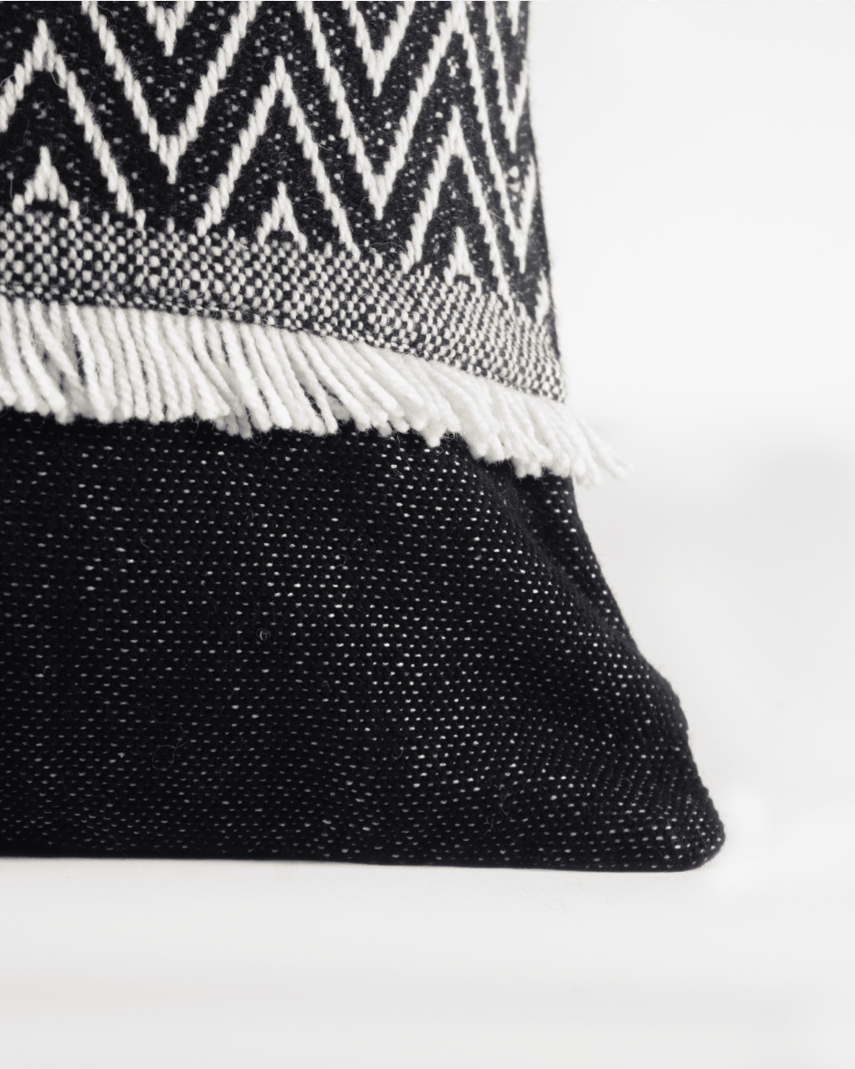 Thumbnail: Front view KUSI cushion