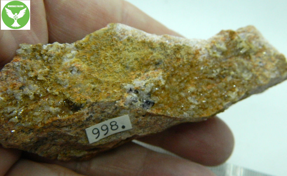 Miniatura: Fluorit  Nedvědice   ( Fluorite )