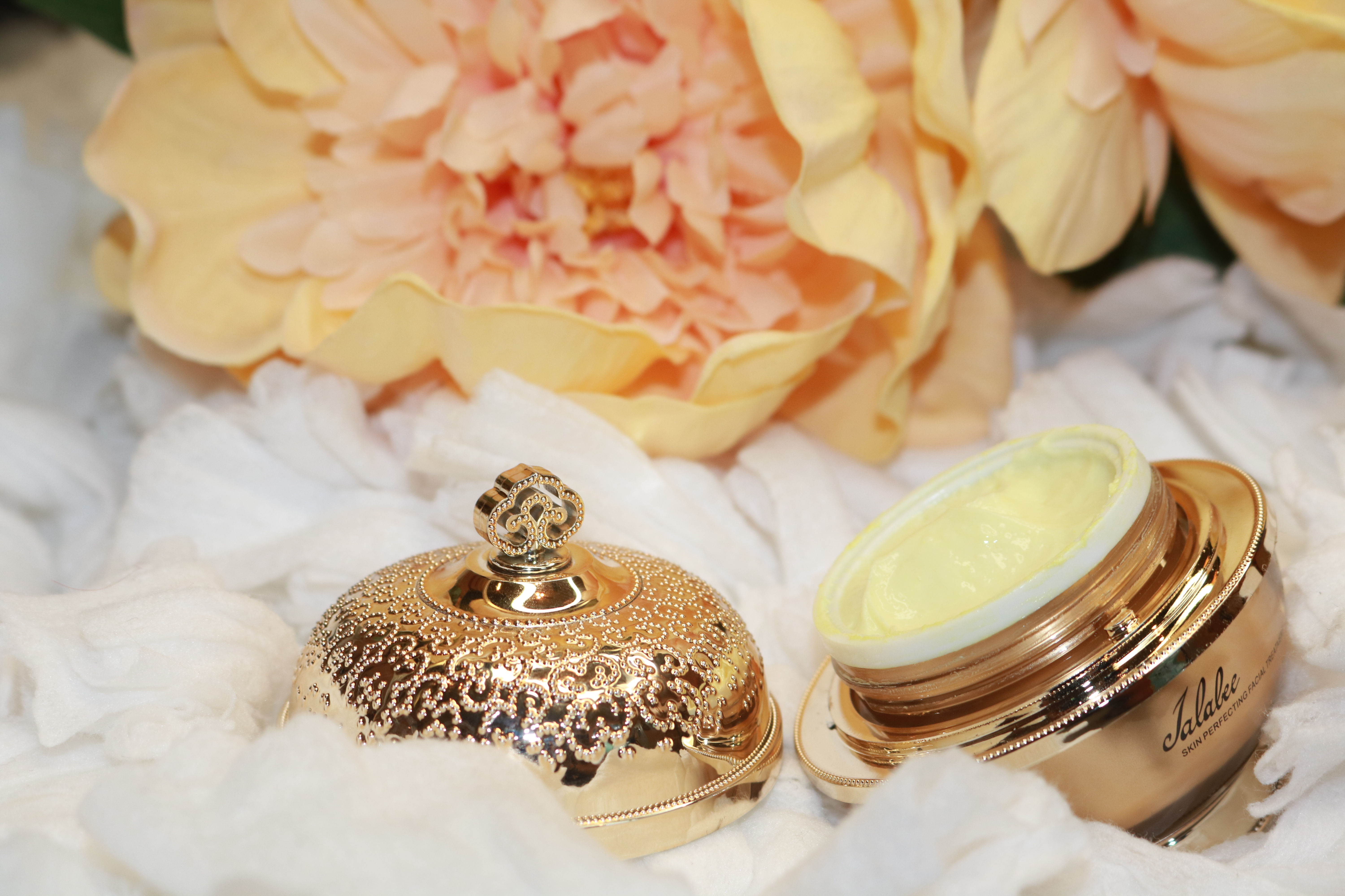 Jalabee Skin Perfecting Facial Treatment