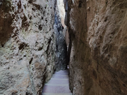 Tutto ciò che c'è da sapere per visitare la Montagna Spaccata di Gaeta