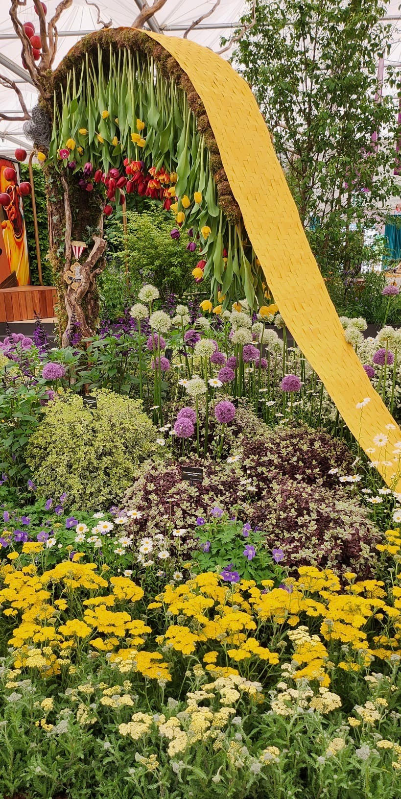 RHS Chelsea 'Yellow Brick Road' Flower and Garden exhibition