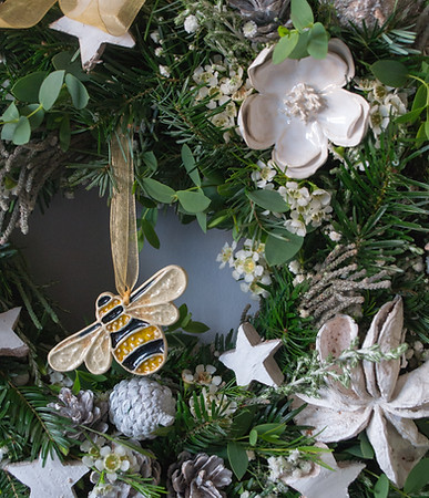 The ghost of Christmas Ghost wreath.jpg