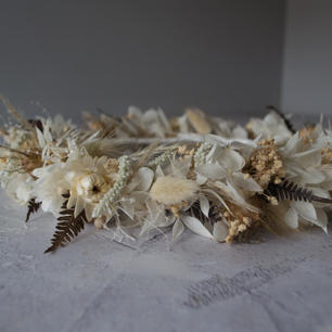 Preserved hydrangea and ruscus dried flower crown