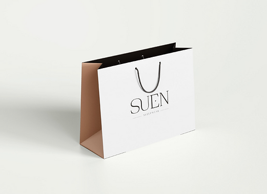 suen white bag mockup design