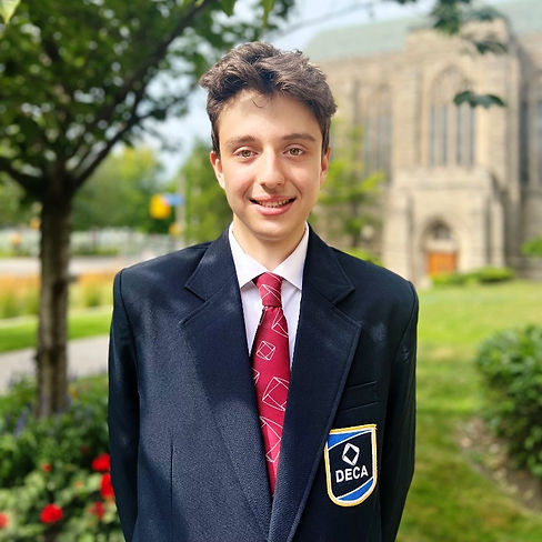 headshot - Ian Korovinsky.jpeg