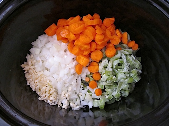 Frozen cleaned vegetables