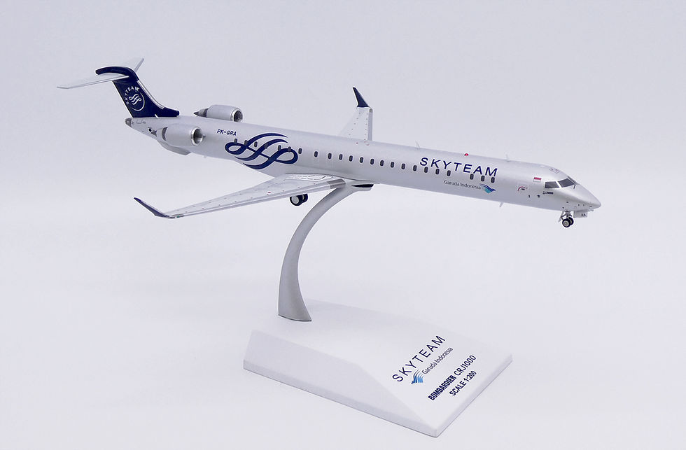 Thumbnail: Garuda Indonesia CRJ-1000ER Reg: PK-GRA "Skyteam" JC Wings 1:200 Diecast LH2511