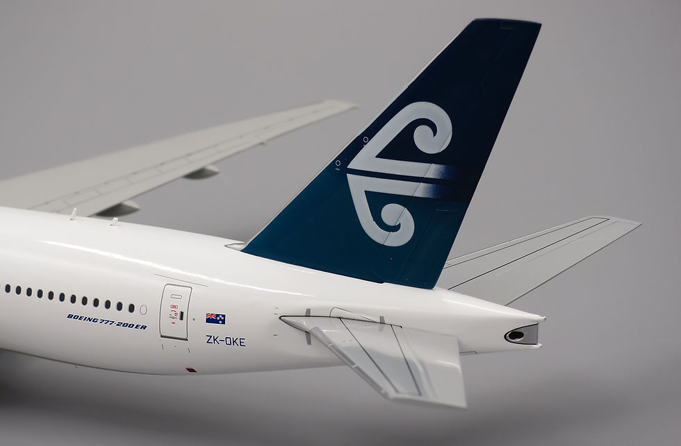 Thumbnail: Air New Zealand B777-200ER Reg: ZK-OKE Scale 1:200 Diecast model XX2149