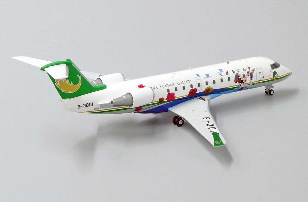 Thumbnail: China Yunnan Airlines CRJ-200ER Reg: B-3013 JC Wings 1:200 Diecast LH2183