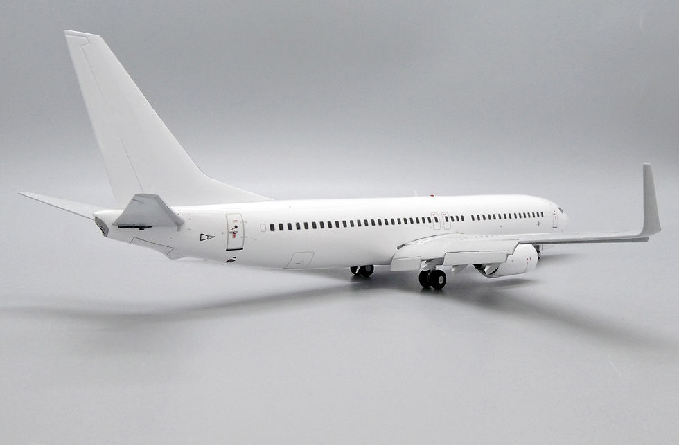 Thumbnail: “Flaps Down” Blank B737-800 Diecast Model Scale 1:200 JC Wings BK1057A