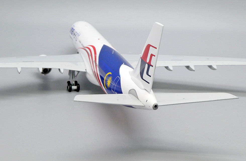 Thumbnail: ''Damage'' Malaysia Airlines A330-300 9M-MTE "oneworld" JC 1:200 XX20086 (E)