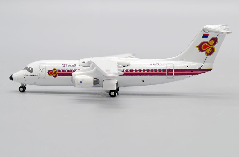 Thumbnail: Thai Airways BAe 146-300 Reg: HS-TBM JC Wings Scale 1:400 Diecast LH4242