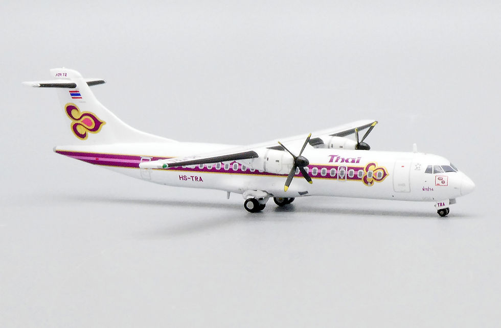 Thumbnail: Thai Airways ATR 72-200 Reg: HS-TRA JC Wings Scale 1:400 Diecast LH4239 (E+)