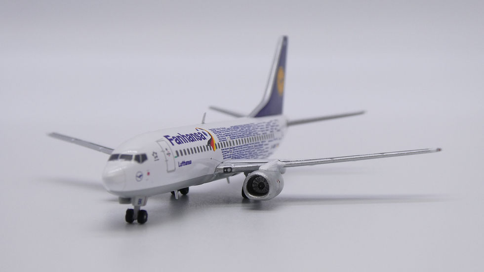 Thumbnail: Lufthansa B737-300 Reg: D-ABEK "Fanhansa" EW Wings 1:400 Diecast EW4733001 (E)