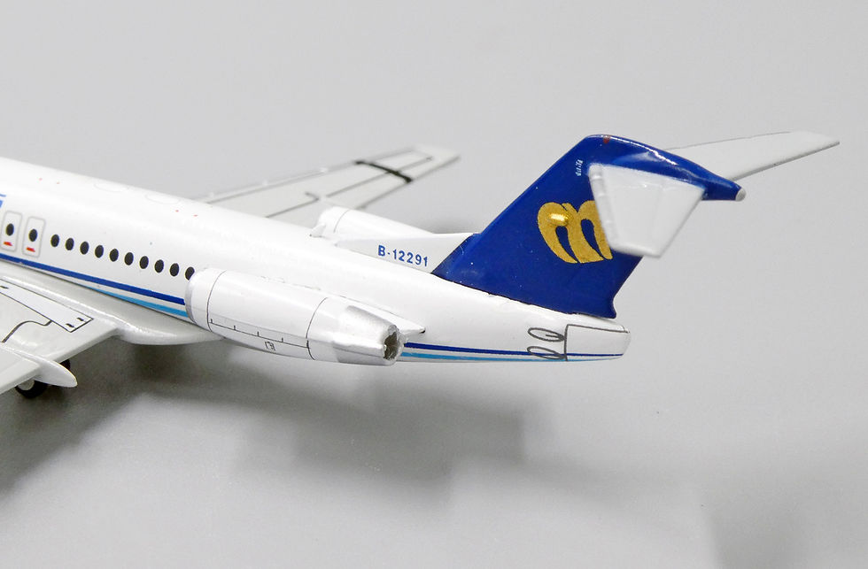 Thumbnail: Mandarin F-100 Reg:B-12291 JC Wings Diecast Model Scale 1:400 DAMDA291