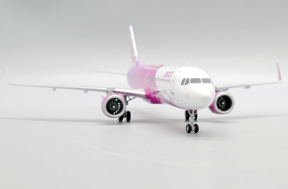 Thumbnail: Peach A321neo Reg: JA902P Scale 1:200 Diecast model EW Wings EW221N015 (E)