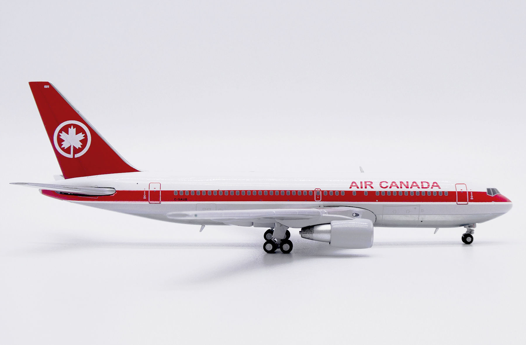 Air Canada B767-200ER C-GAUB "1st of 767 of Air Canada" JC 1:400 XX40042