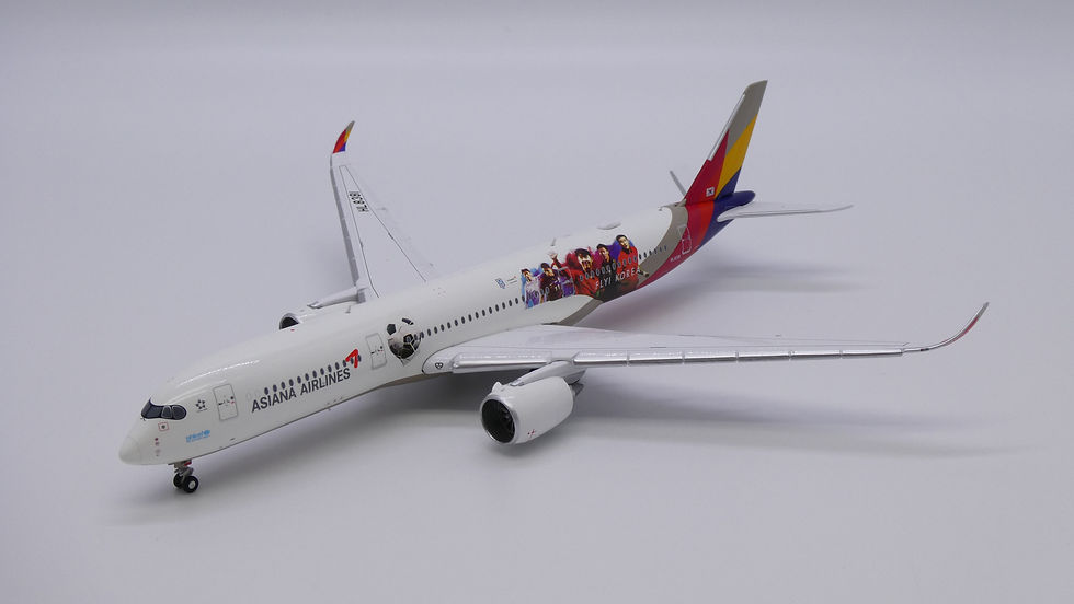 Thumbnail: "Flaps Down" Asiana A350-900XWB Reg: HL8381 Scale 1:400 Diecast SA4016A (E+)