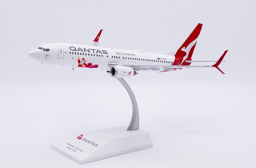 Thumbnail: XX20746 1:200 Qantas B737-800 "NC" "Santa" VH-VZX