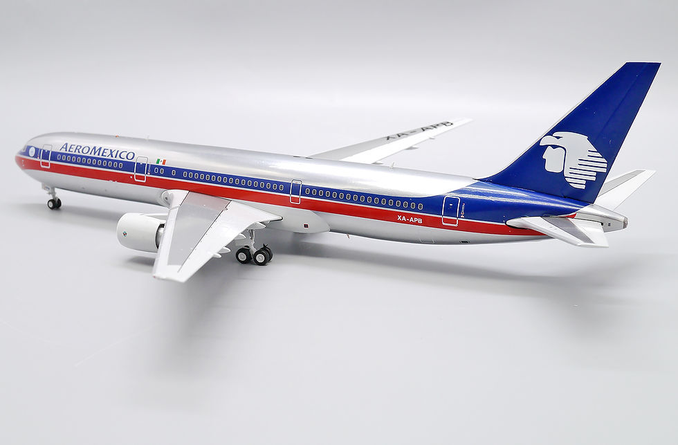 Thumbnail: XX20118 1:200 Aeromexico B767-300ER "OC" "Polished" XA-APB