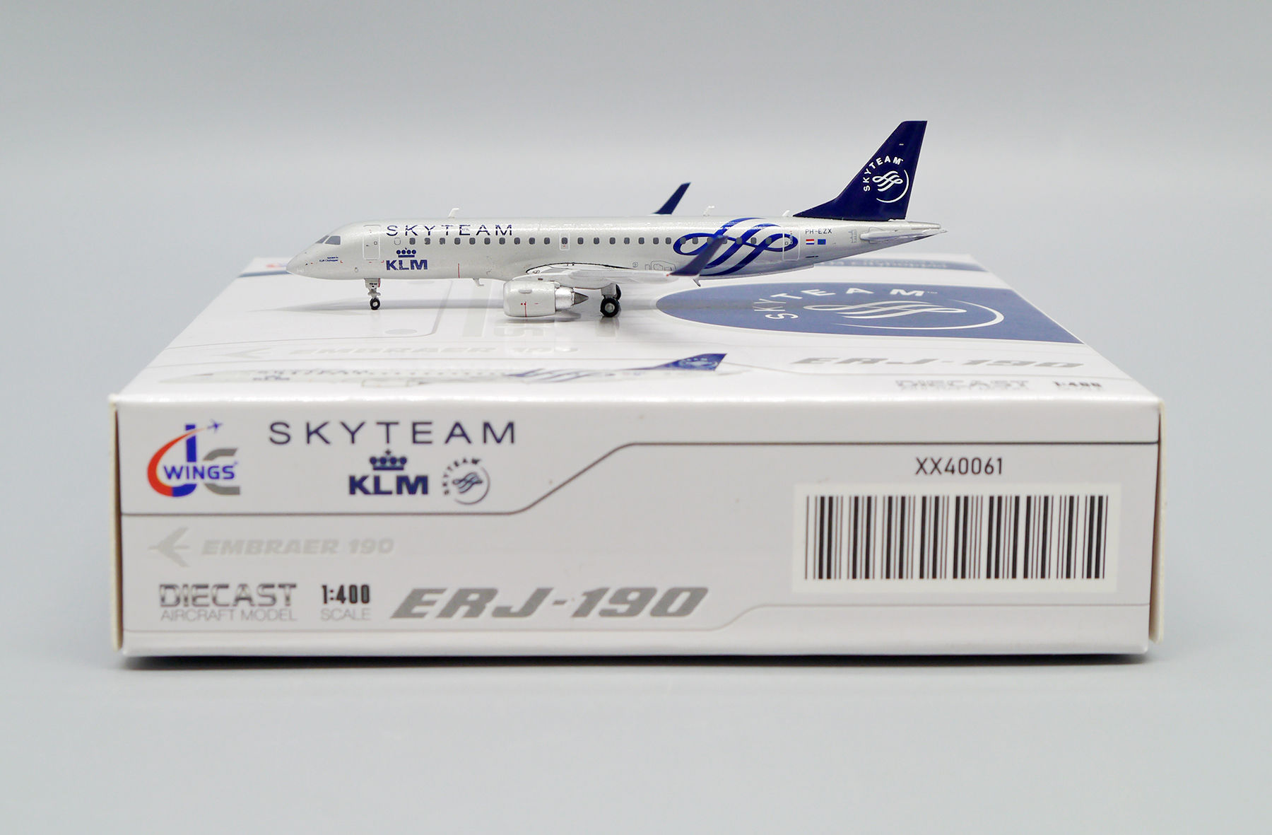 KLM Cityhopper ERJ-190 Reg: PH-EZX JC Wings Scale 1:400 Diecast XX40061 (E)