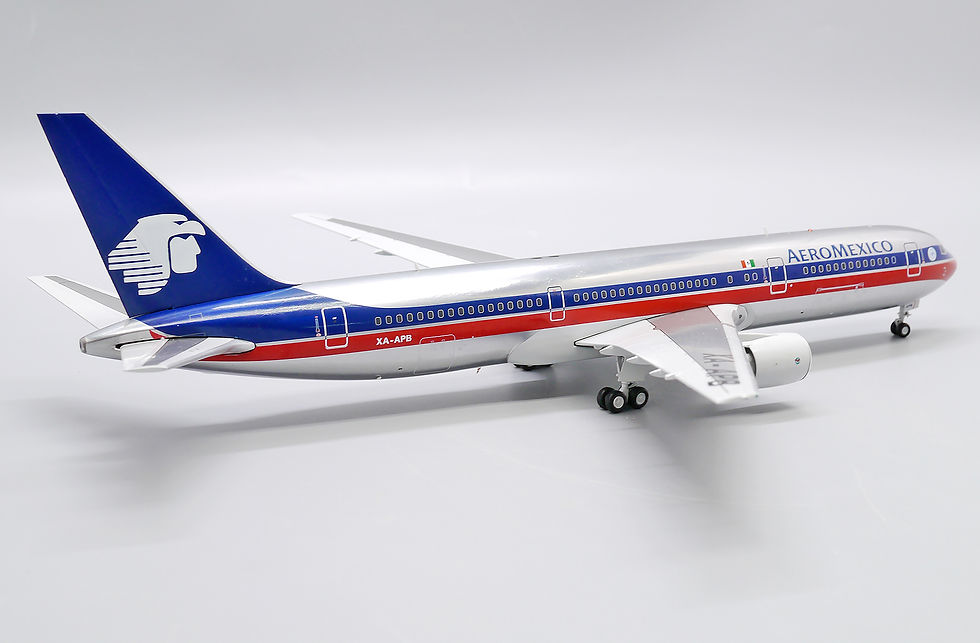 Thumbnail: XX20118 1:200 Aeromexico B767-300ER "OC" "Polished" XA-APB