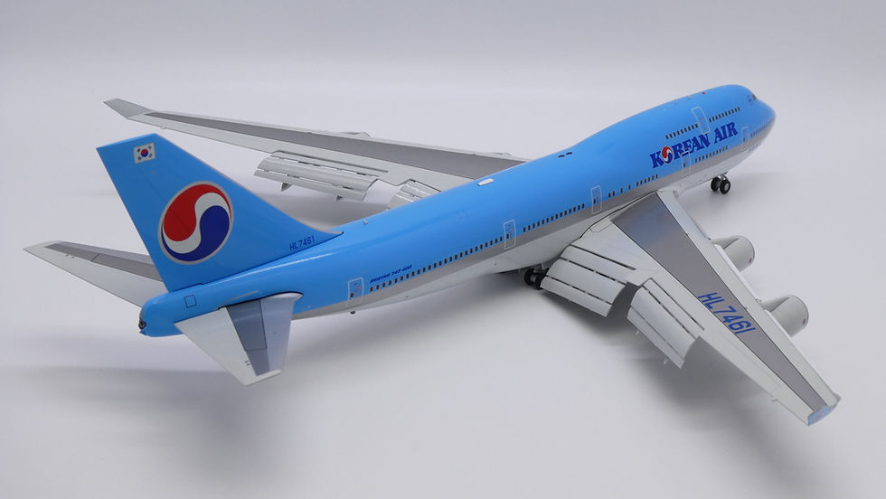 Thumbnail: "Flaps Down" Korean Air B747-400 Reg: HL7461 JC Wings 1:200 XX20187A (E)
