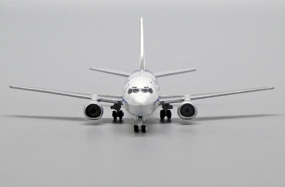 Thumbnail: ANA B737-500 Reg: JA8195 EW Wings Scale 1:400 Diecast model EW4735003 (E)