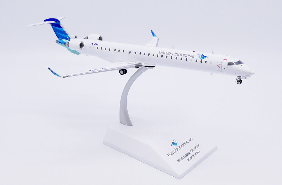 Thumbnail: XX20566 1:200 Garuda Indonesia CRJ-1000ER PK-GRA