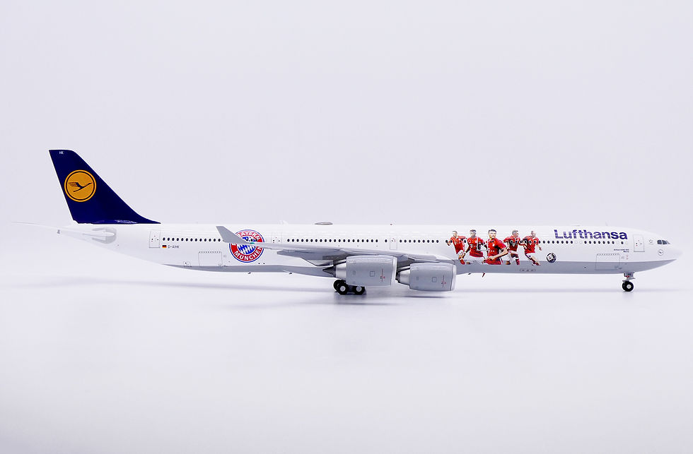 Thumbnail: XX20689 1:200 Lufthansa A340-600 "OC" "FC Bayern München" D-AIHK