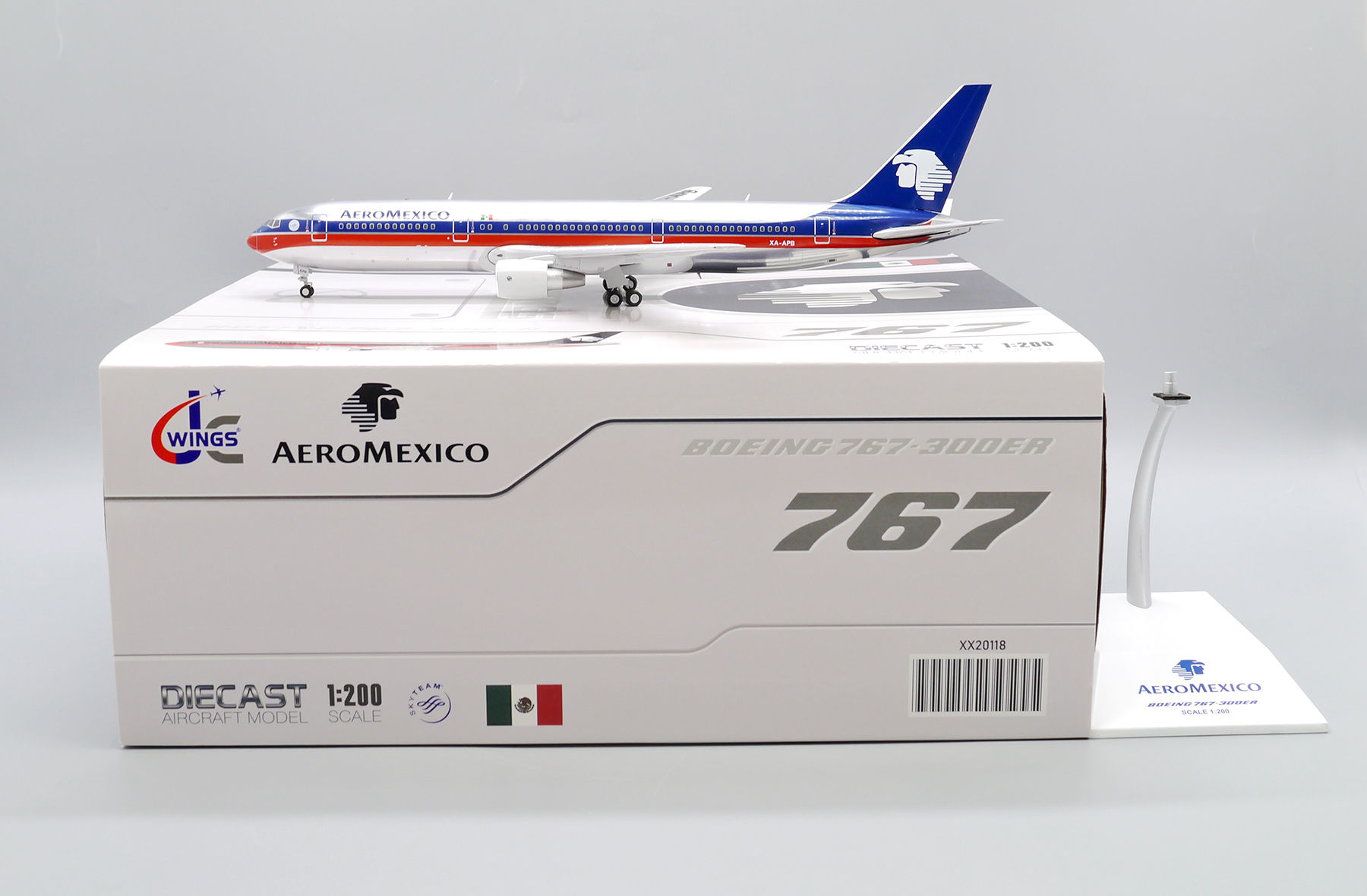 XX20118 1:200 Aeromexico B767-300ER "OC" "Polished" XA-APB