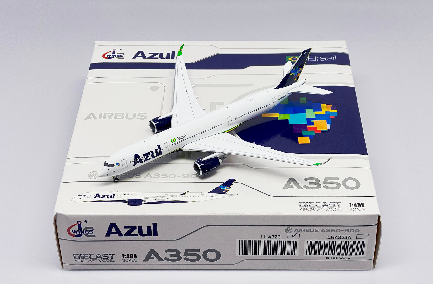 Azul A350-900XWB Reg: PR-AOW JC Wings Scale 1:400 Diecast model LH4323 (E)
