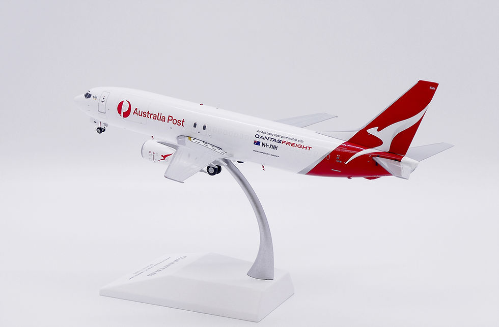 Thumbnail: Qantas Freight B737-400(SF) Reg: VH-XNH "Australia Post" JC Wings 1:200 XX20395