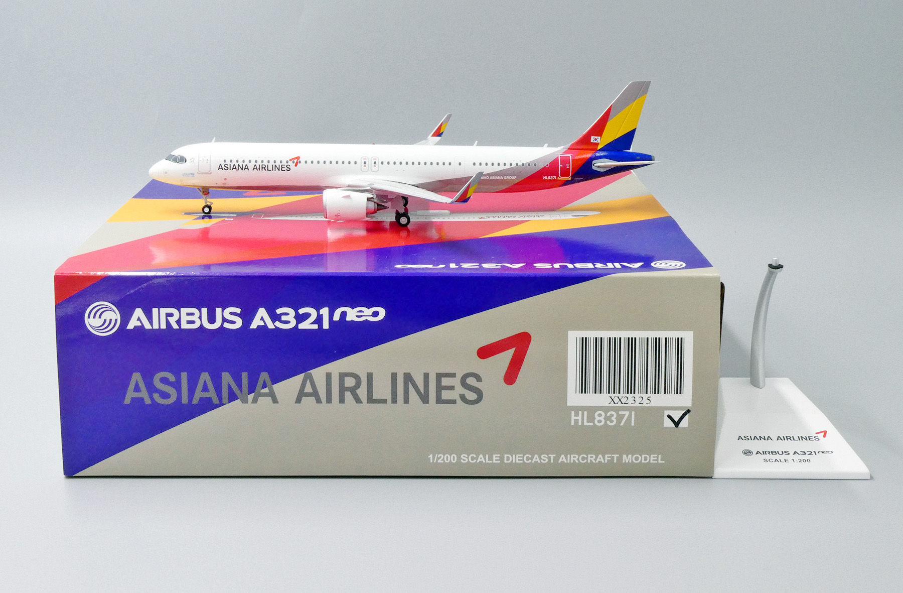 Asiana A321neo Reg: HL8371 Scale 1:200 Diecast model JC Wings XX2325