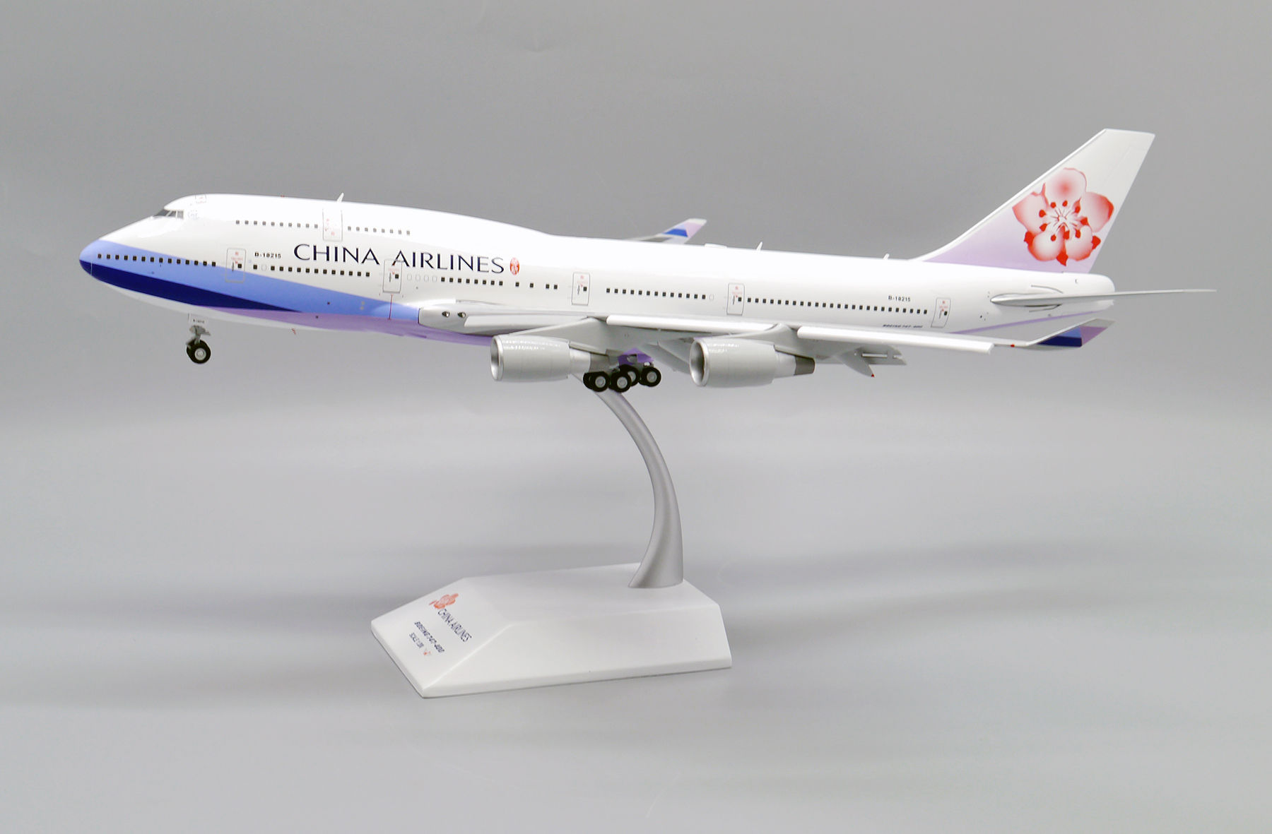 "Flaps Down" China Airlines B747-400 B-18215 JC Wings 1:200 Diecast XX20092A